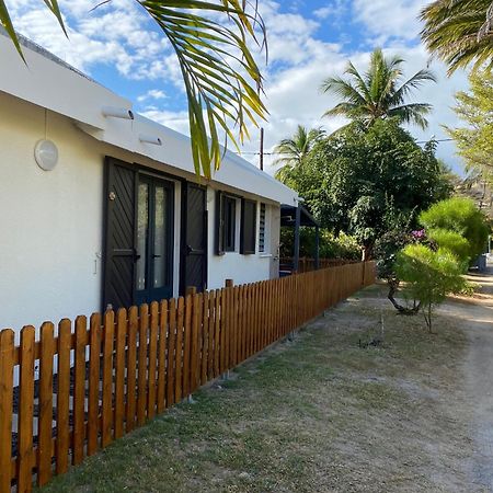 Villa & Bungalow 'Coco Des Sables' Les Pieds Dans L'Eau La Saline Les Bains Eksteriør billede